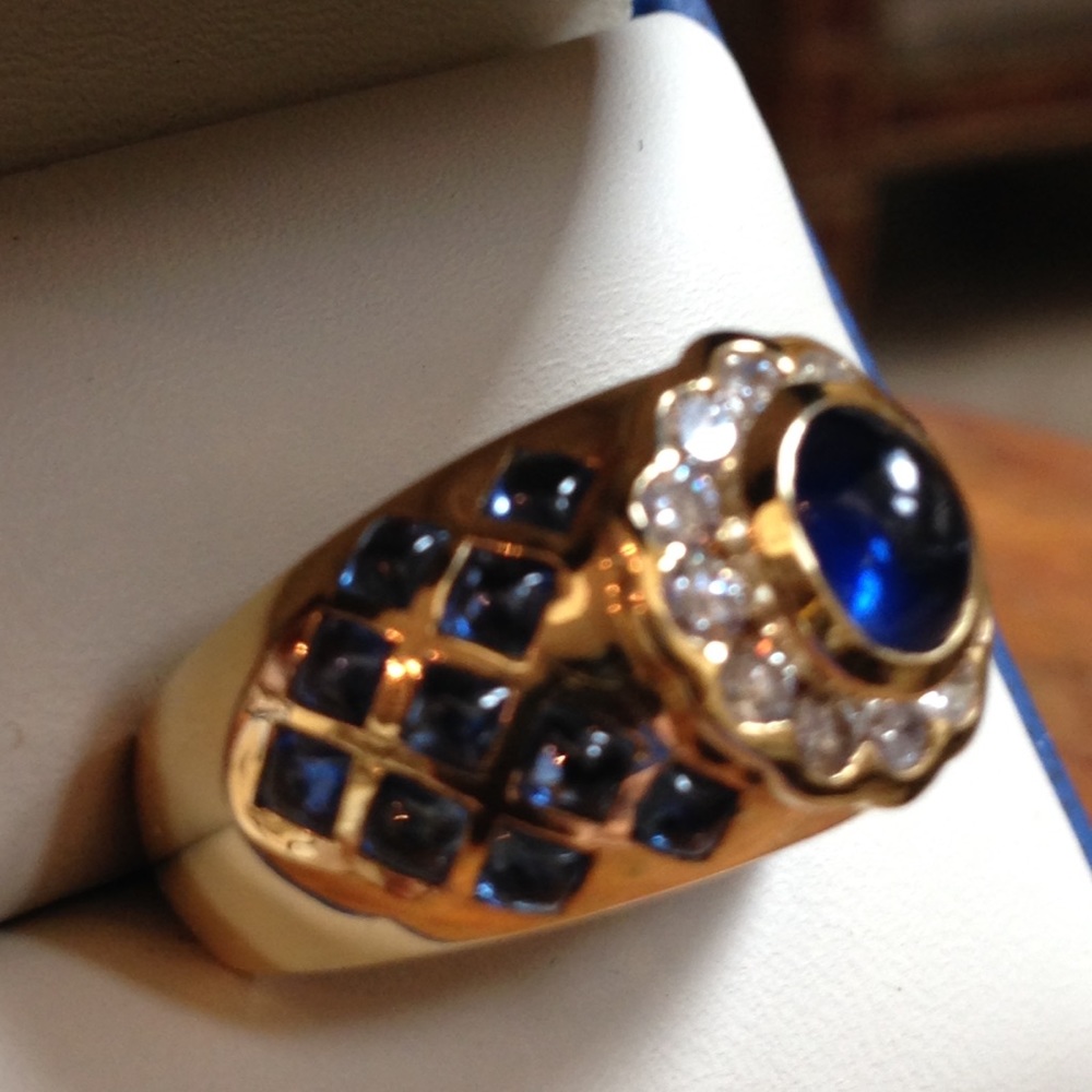 18k YG Sapphire and Diamond Ring